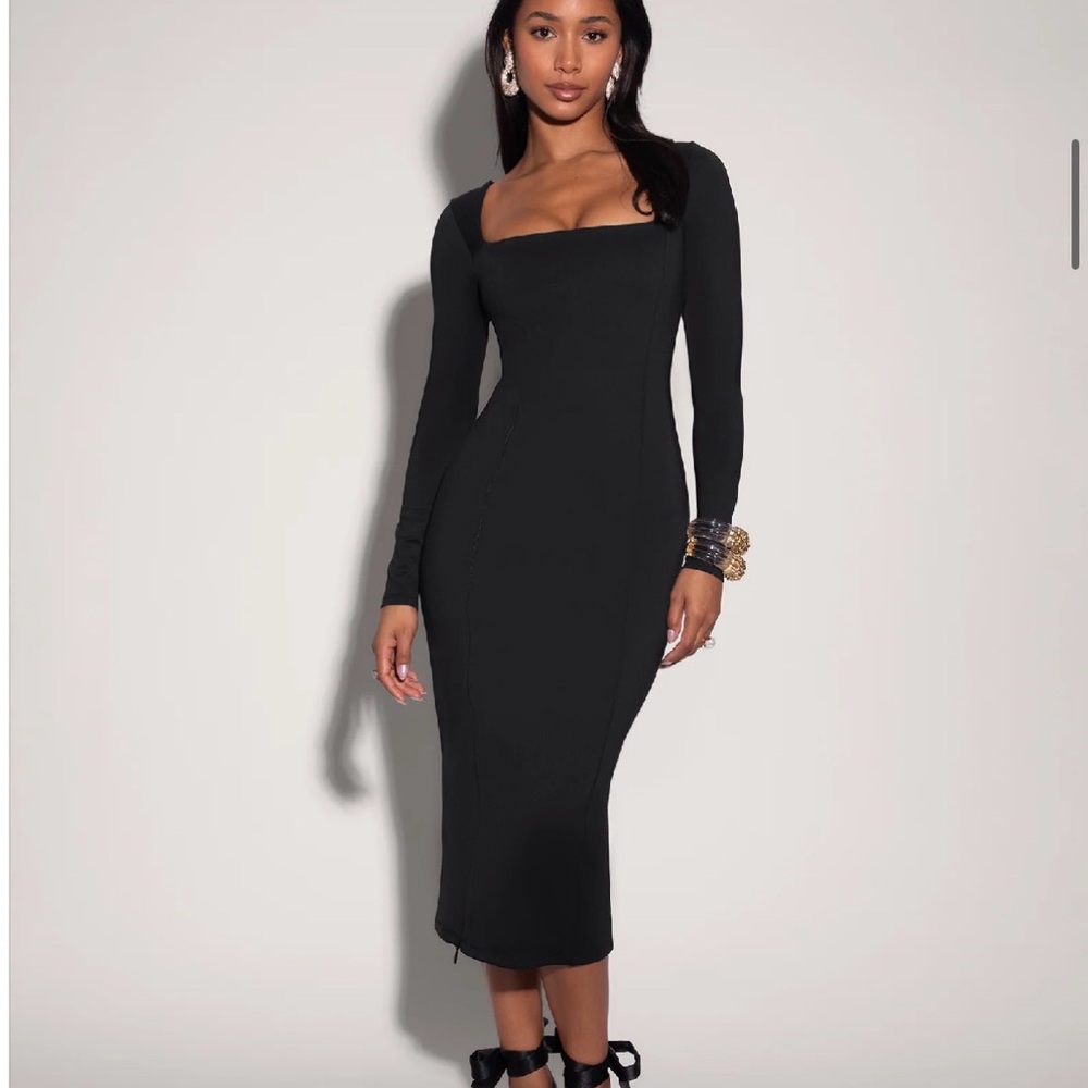 Chic Black Long Sleeve Dress
